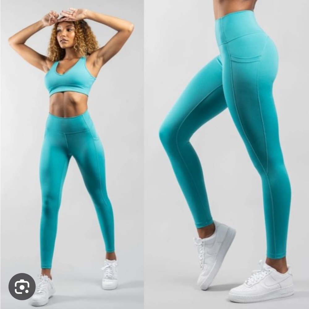 BuffBunny Luna Leggings - Bora Bora